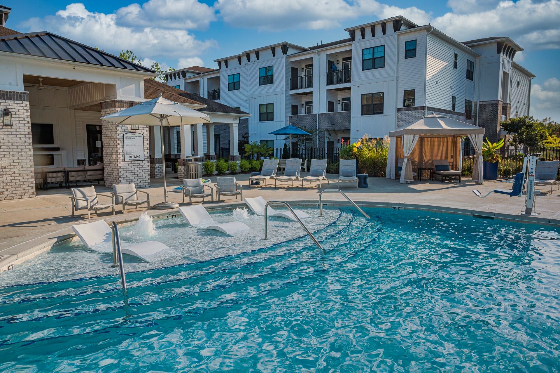 Petfriendly apartments in Wilmington, NC Hawthorne at Smith Creek